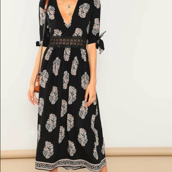 SHEIN Dresses & Skirts - Boho Knot Cuff Guipure Lace Waist Leaf Print Dress
